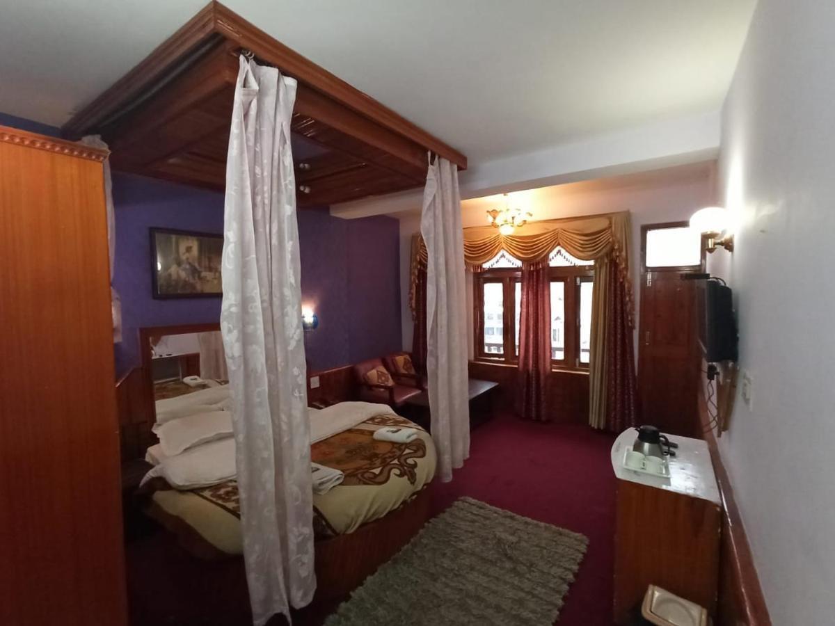 Hotel Him View Manāli Esterno foto