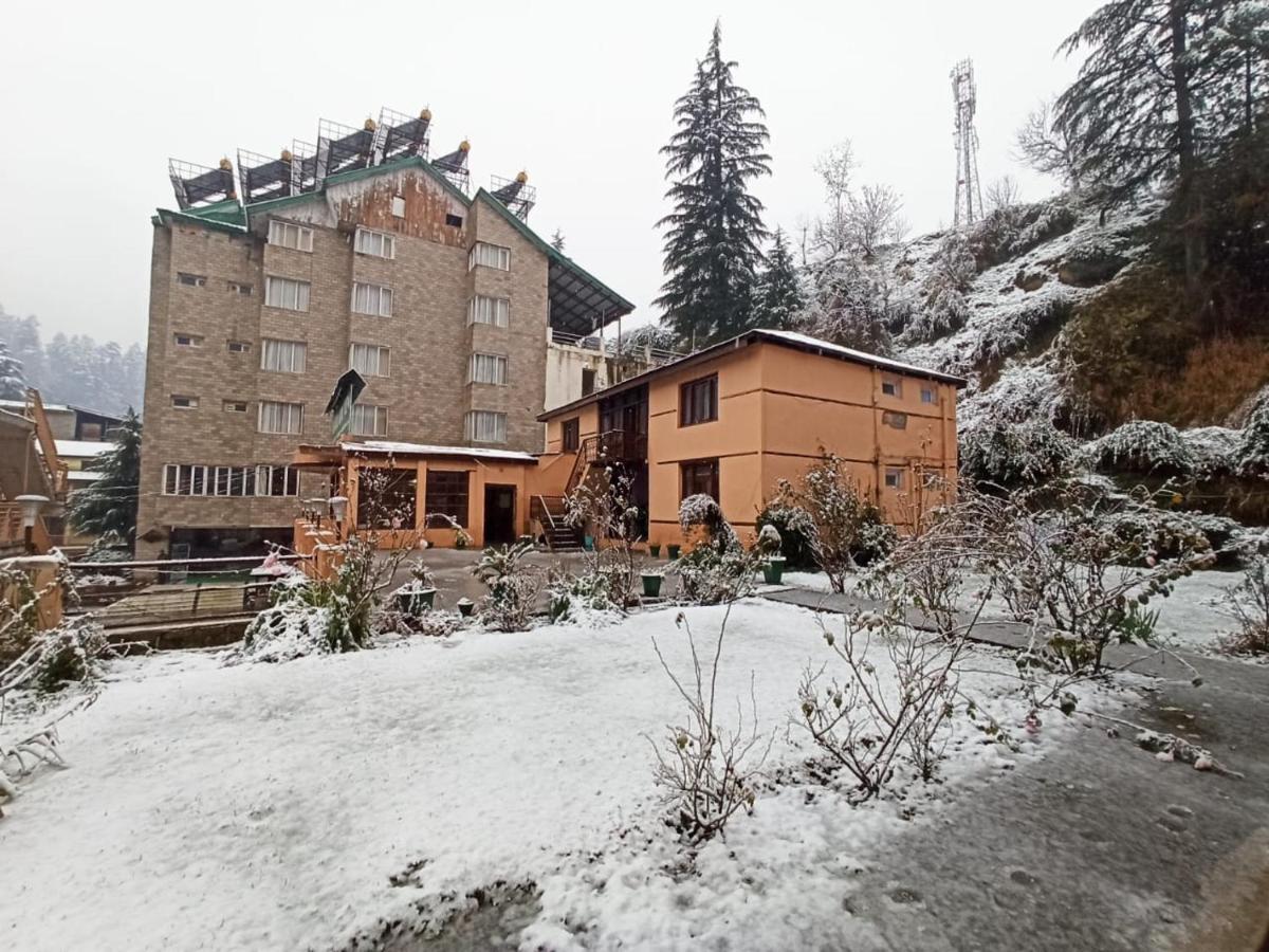 Hotel Him View Manāli Esterno foto